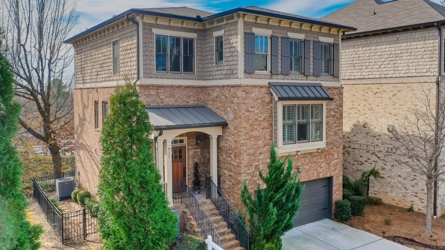 933 Canterbury Lane Atlanta Georgia